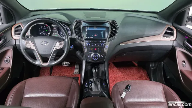 Hyundai Grand Santa Fe (Maxcruz)