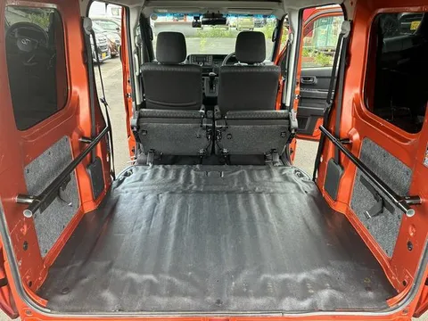 Toyota Pixis Van