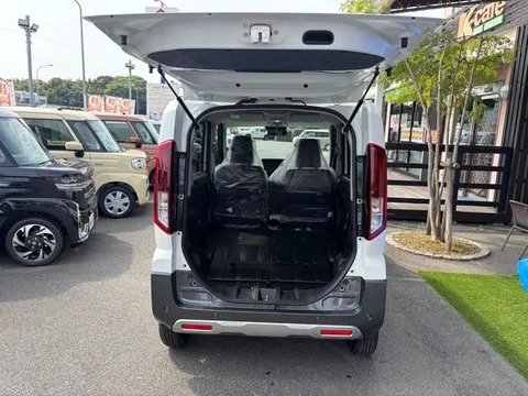 Suzuki Spacia Gear