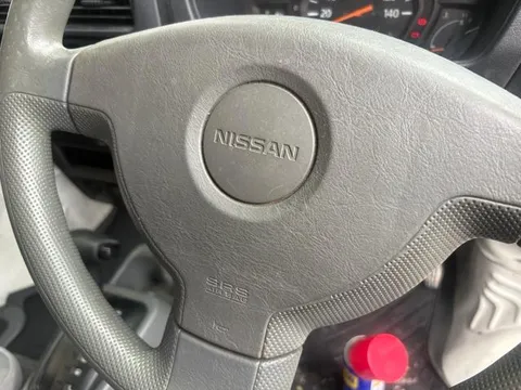 Nissan Clipper Van