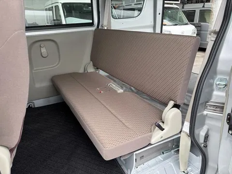 Nissan Clipper