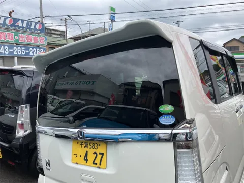 Honda N-BOX Custom