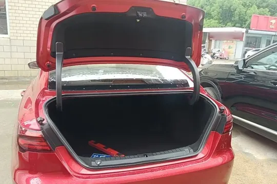 Geely Binray