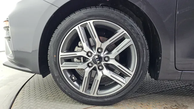 Kia Cerato (K3)