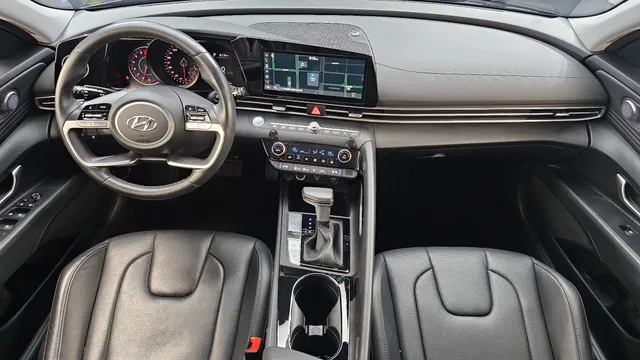 Hyundai Elantra (Avante)