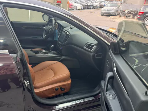 Maserati Ghibli