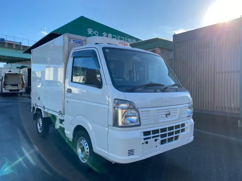 Nissan Clipper Truck