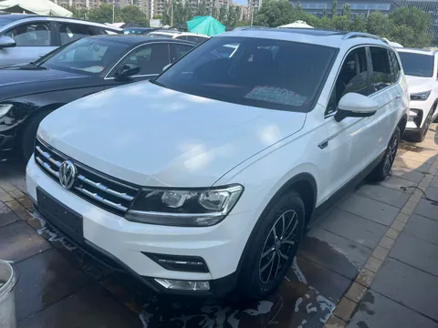 Volkswagen Tiguan L