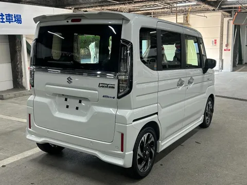 Suzuki Spacia Custom