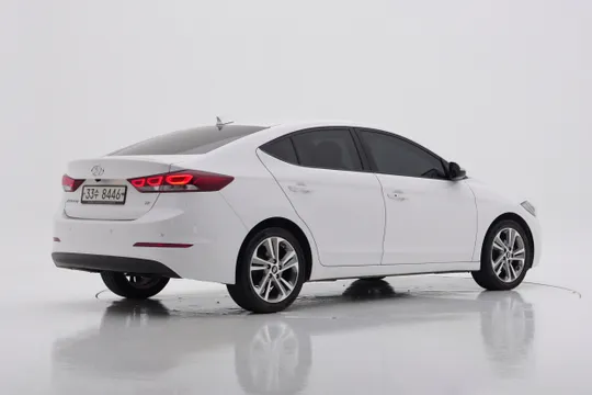Hyundai Elantra (Avante)