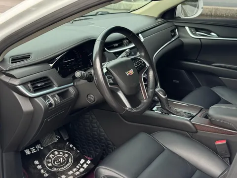 Cadillac XTS