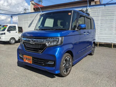 Honda N-BOX Custom