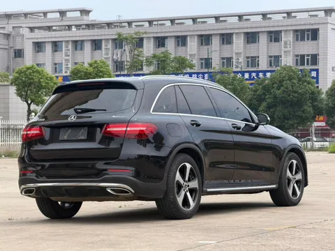 Mercedes-Benz Mercedes-Benz GLC