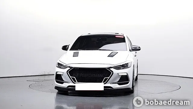 Hyundai Elantra (Avante)