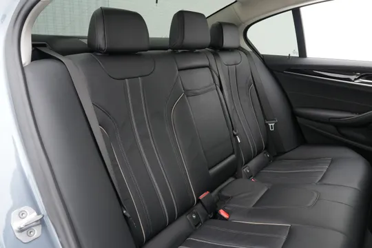 BMW BMW
