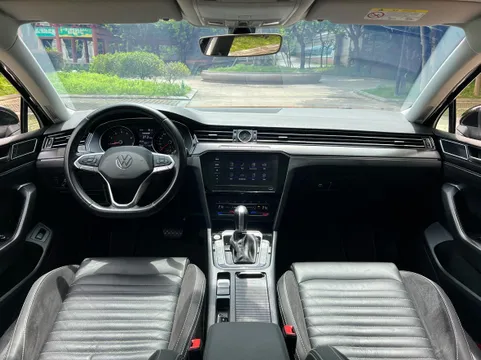 Volkswagen Magotan