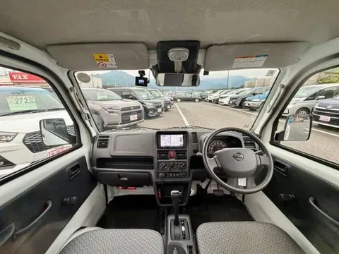 Nissan Clipper Truck