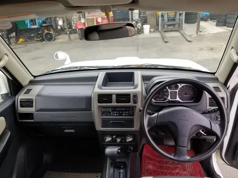 Mitsubishi Pajero Mini