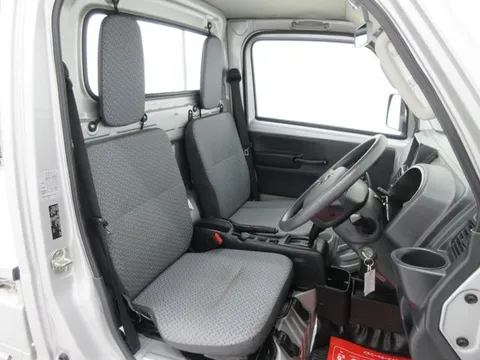 Nissan Clipper Truck