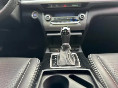 Hyundai Mistra