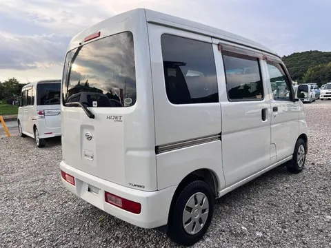 Daihatsu Hijet Cargo