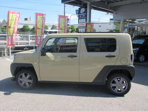 Daihatsu Taft