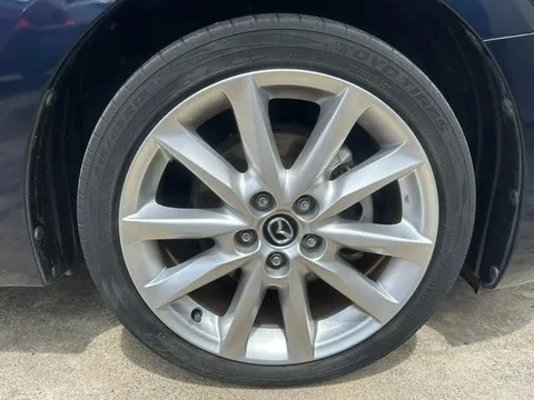Mazda Axela Sport