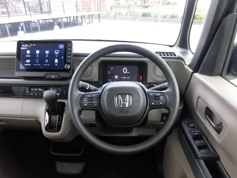 Honda N-BOX Joy
