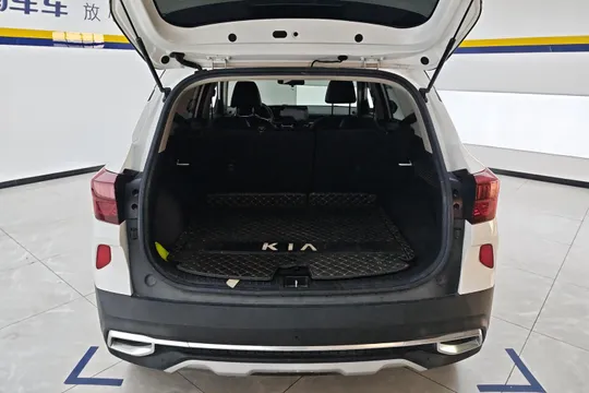 Kia KX3