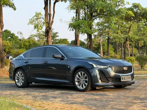 Cadillac CT5