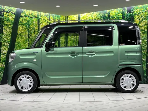 Suzuki Spacia