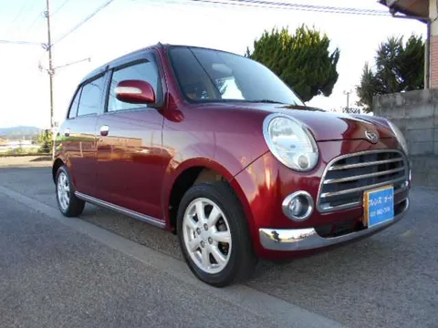Daihatsu Mira Gino