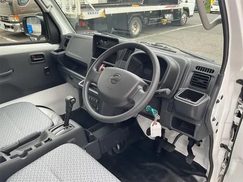 Nissan Clipper Truck