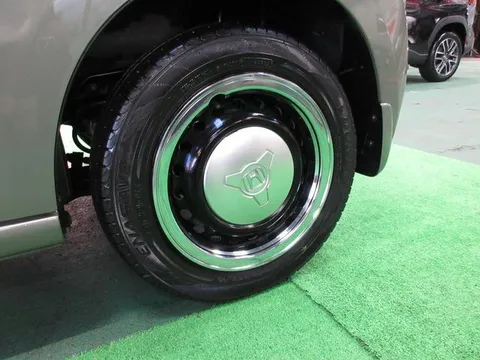 Honda N-BOX Slash