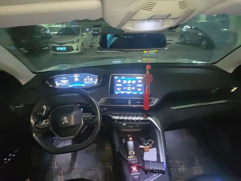 Peugeot 4008