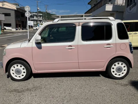 Daihatsu Mira Cocoa