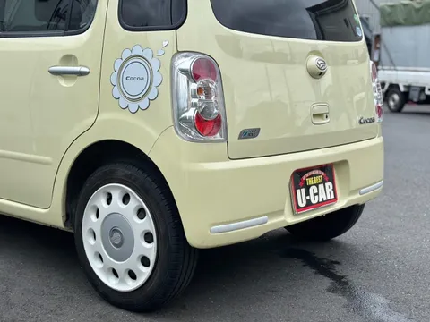 Daihatsu Mira Cocoa