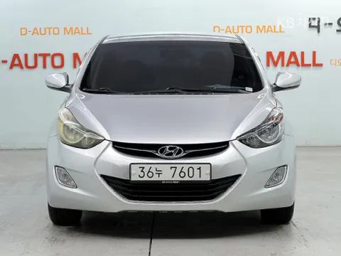 Hyundai Elantra (Avante)
