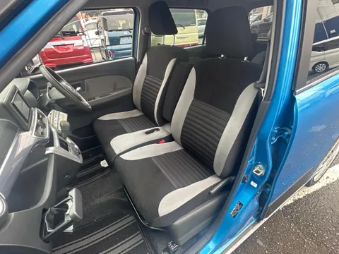 Toyota Pixis Joy