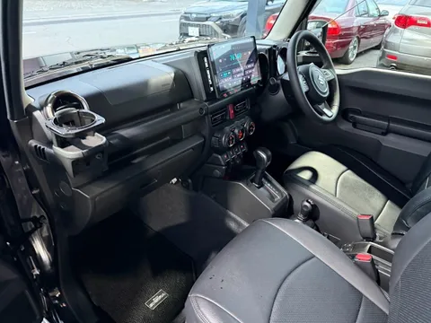 Suzuki Jimny Sierra