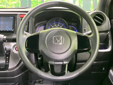 Honda N-WGN Custom