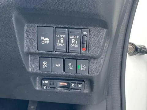 Honda Freed Plus