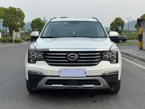 Gac GS8