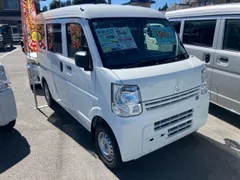 Mitsubishi Minicab Van