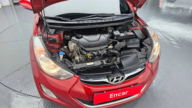 Hyundai Elantra (Avante)