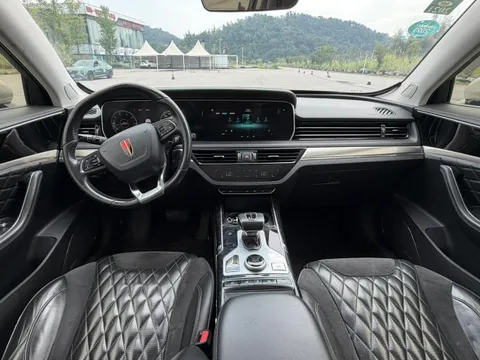 Hongqi HS5