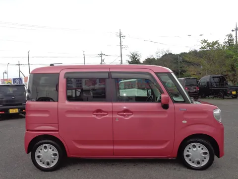 Suzuki Spacia