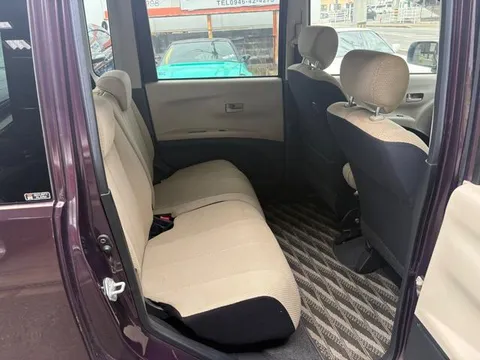 Subaru Lucra