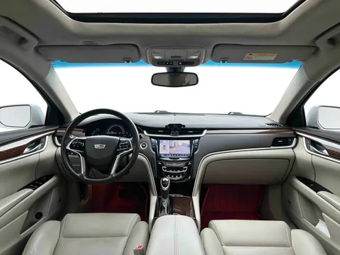 Cadillac XTS