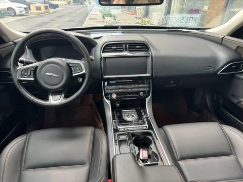 Jaguar XEL